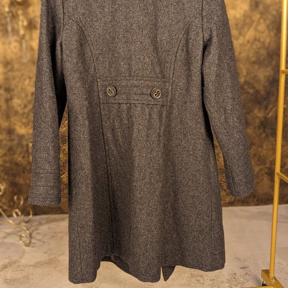 jacket - Picture 5 of 5